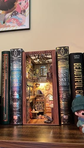 Customer photo review of Eternal Book Store
