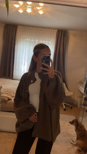 Customer photo review of Oversized Cardigan "CozyGlam"
