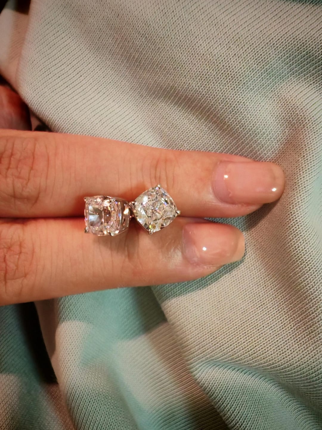 Customer photo review of Louily 1.5 CT Cushion Cut Sterling Silver Women's Stud Earrings