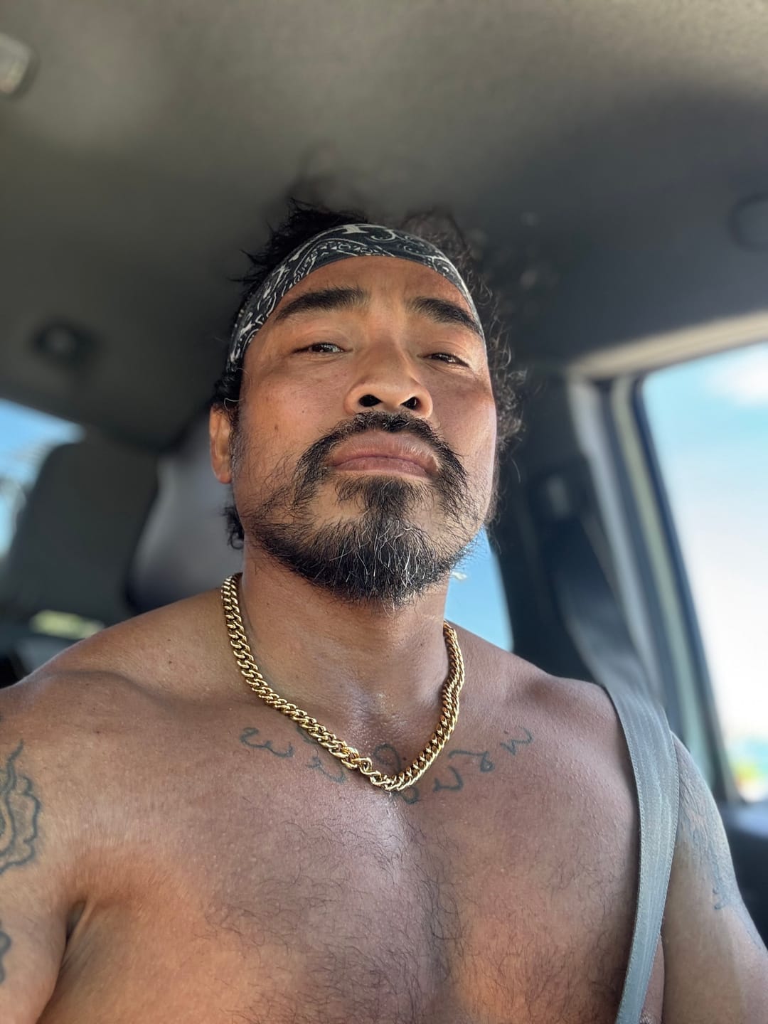 Customer photo review of "Unbreakable" Cuban (Gold) 10mm