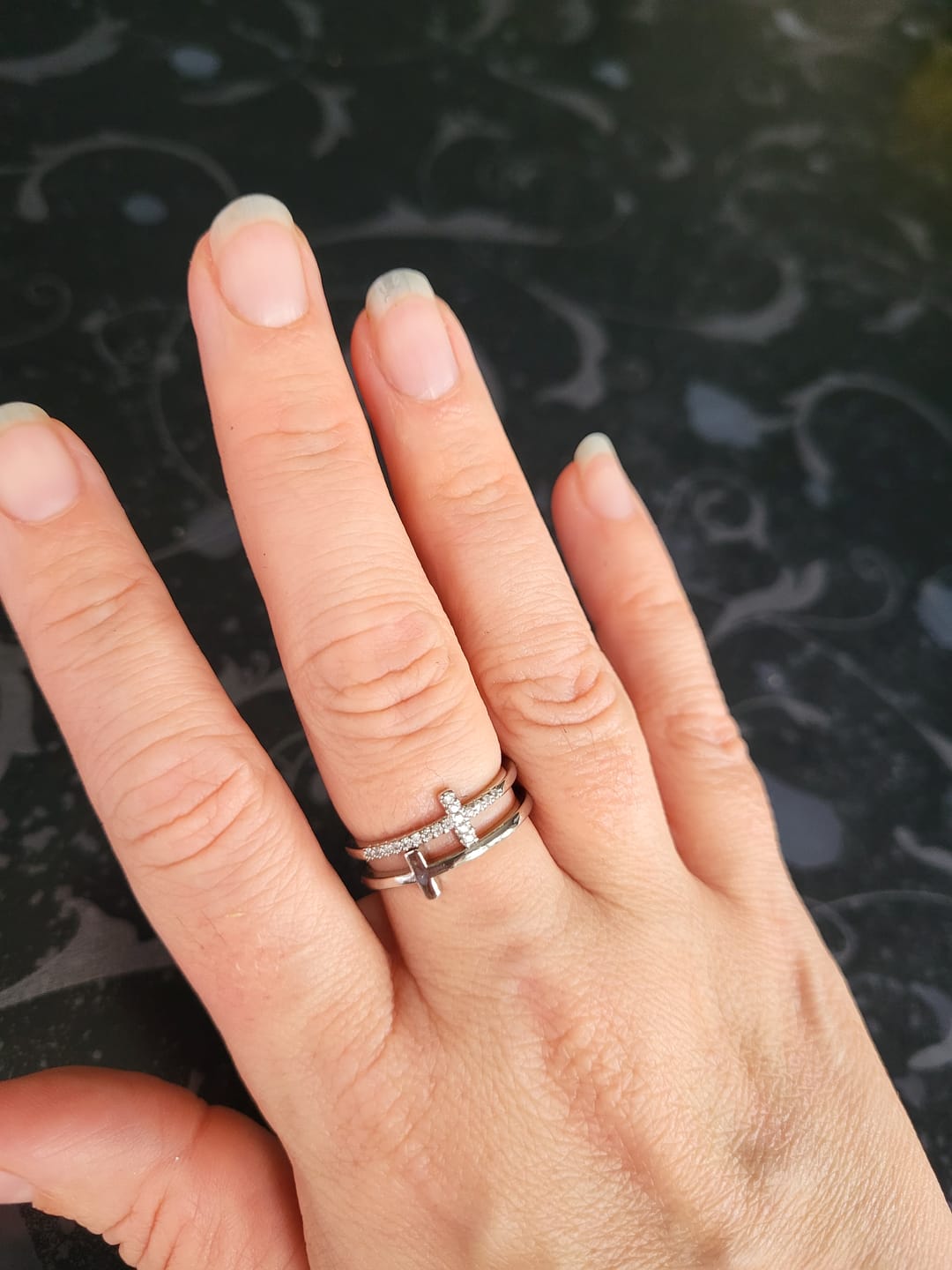 Customer photo review of Bague Double Croix Scintillante