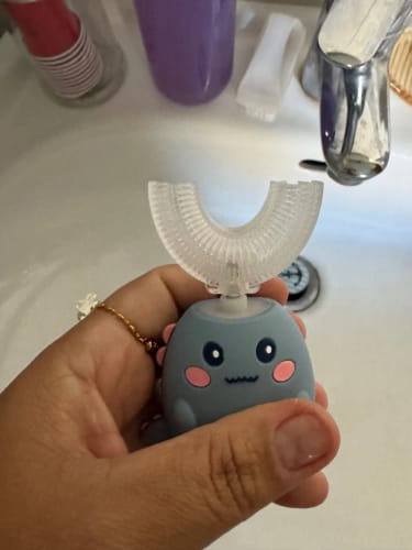 Customer photo review of KiddyBrush 360™ - מברשת השיניים החכמה לילדים שיניים נקיות ב-60 שניות בלי מלחמות