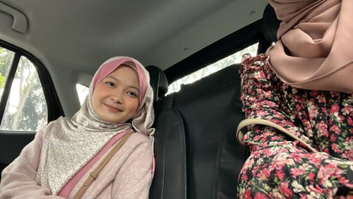 Customer photo review of Dahulu Square (Pink)