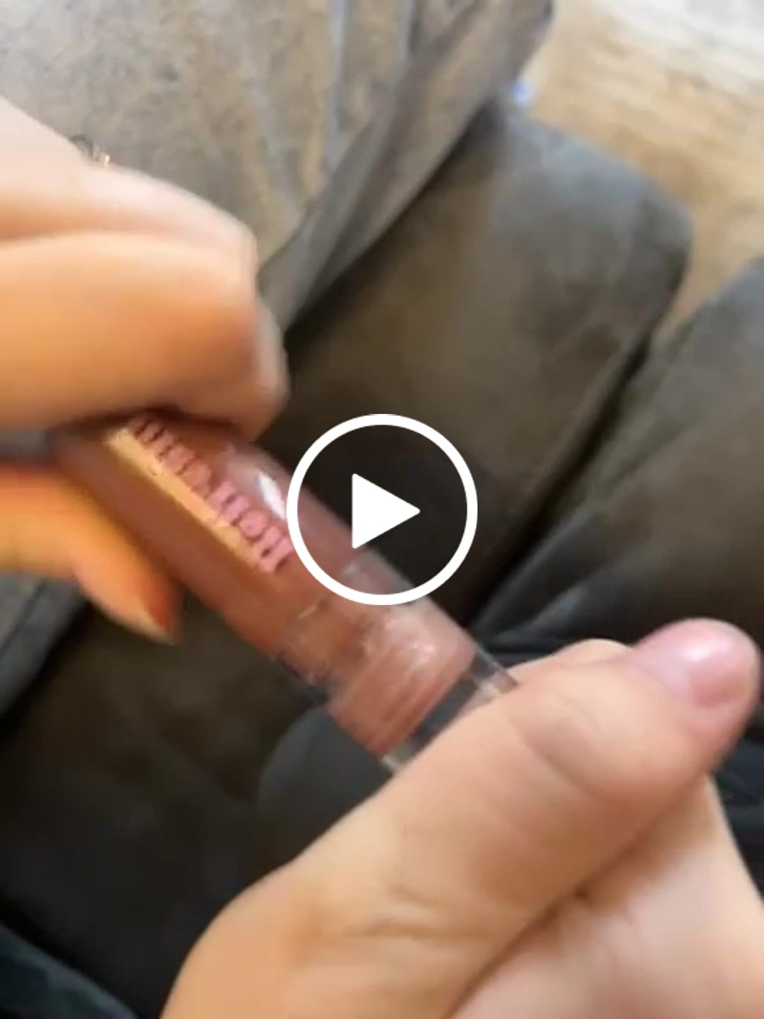 Customer video review of Strong Tinted Lip Pillow Gloss