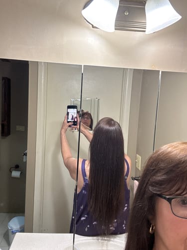 Customer photo review of Weightless Shampoo Refill