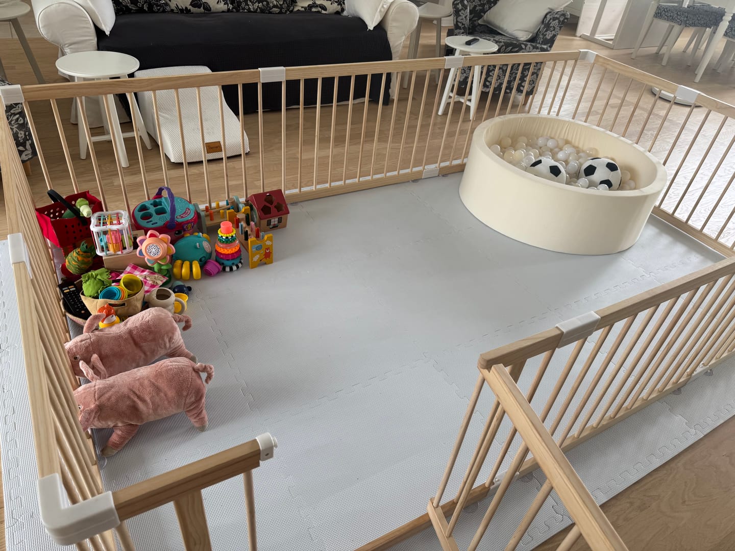 Customer photo review of Flat-angle connector for playpen
