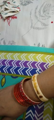 Customer photo review of Anmol Bandhan Gold Bangles – Meri Pyari Behna Rakshabandhan Special