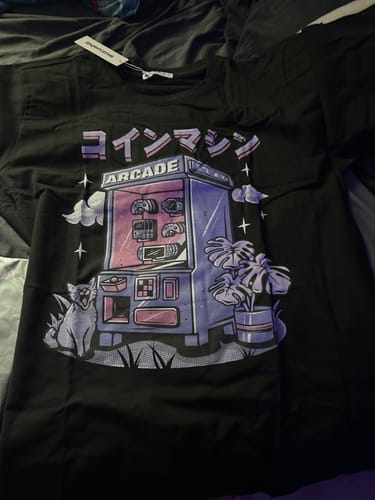 Customer photo review of Arcade T-Shirt