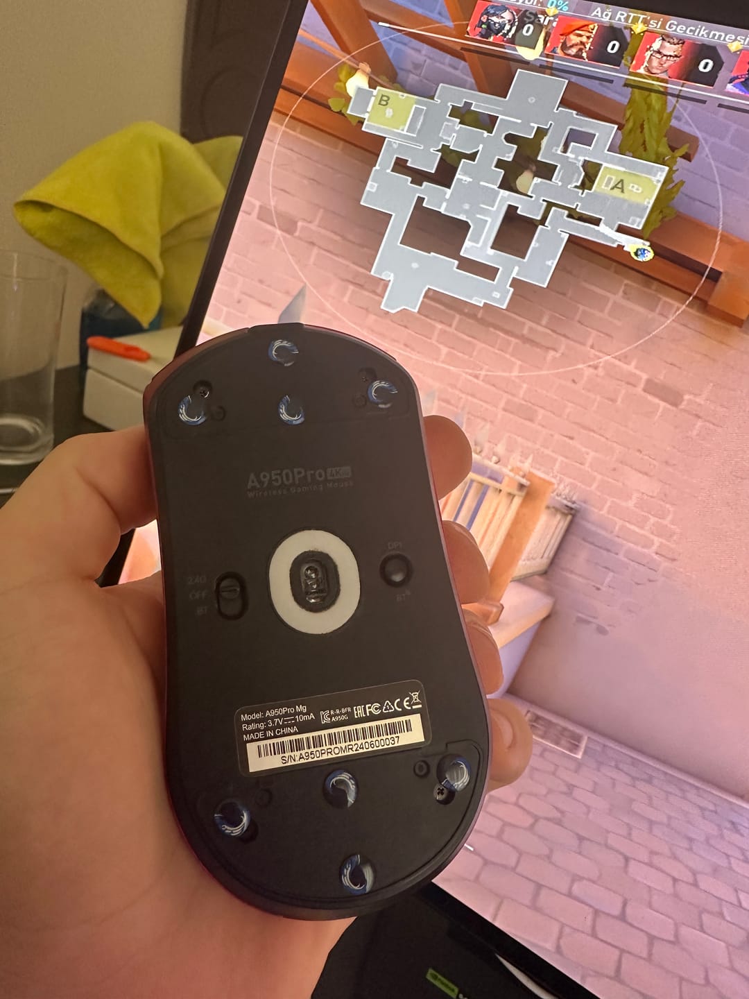 Customer photo review of Wraith Glass Mouse Skates