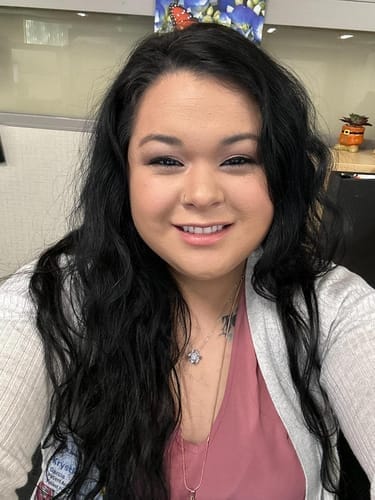 Customer photo review of To My Bonus Daughter - "My Family Forever" Love Knot Necklace Gift Set - BD06v2