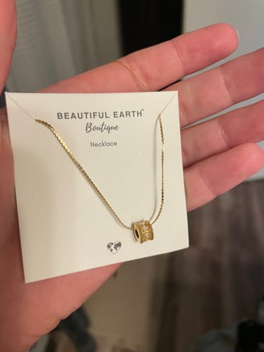 Customer photo review of Gigi Crystal 18K Gold Necklace