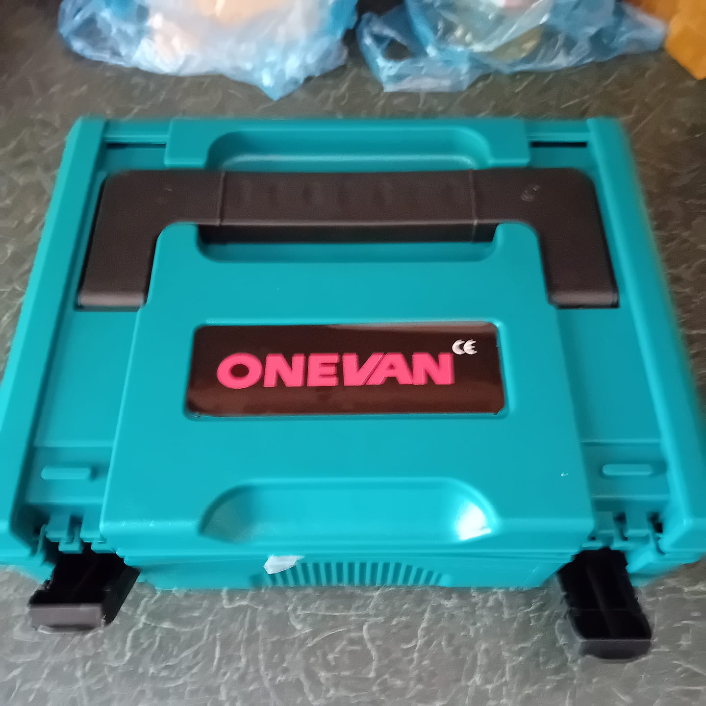 Customer photo review of ONEVAN 1800N·m Cordless Wrench Tool Storage Case with 12-Piece Wrench Set