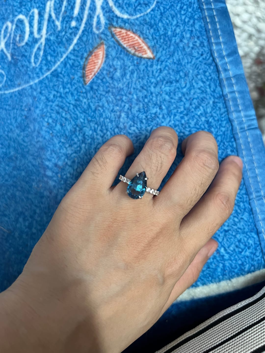 Customer photo review of Louily Unique 3.0 Carat Pear Cut Blue Sapphire Engagement Ring In Sterling Silver