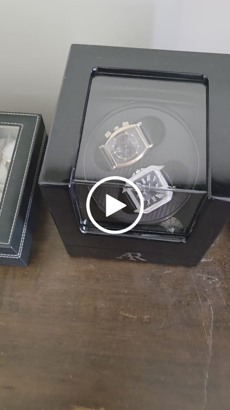 Customer video review of Silver/Black Diplomat