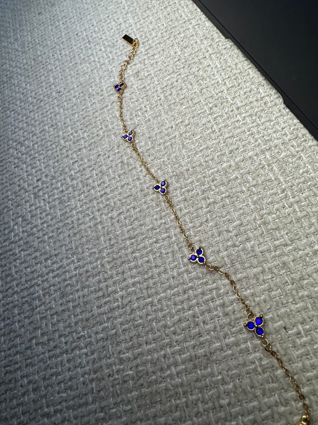 Customer photo review of Blue Clover Bracelet (Gold)