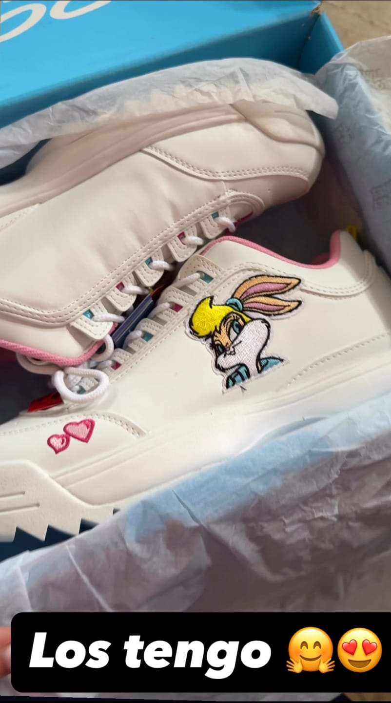 Customer photo review of Tenis Wicked Looney Women