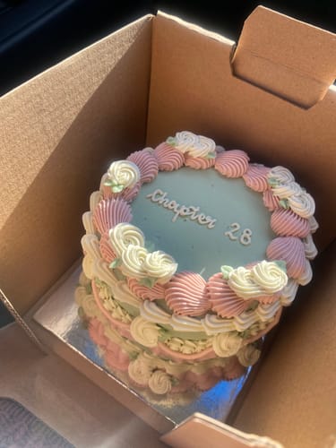 Customer photo review of mia mini cake