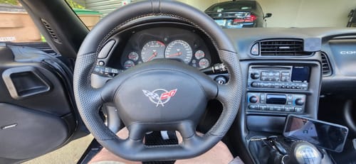 Customer photo review of [Customizable] Custom Airbag Cover Replacement for 1997-2004 Chevrolet Corvette C5 Steering Wheel