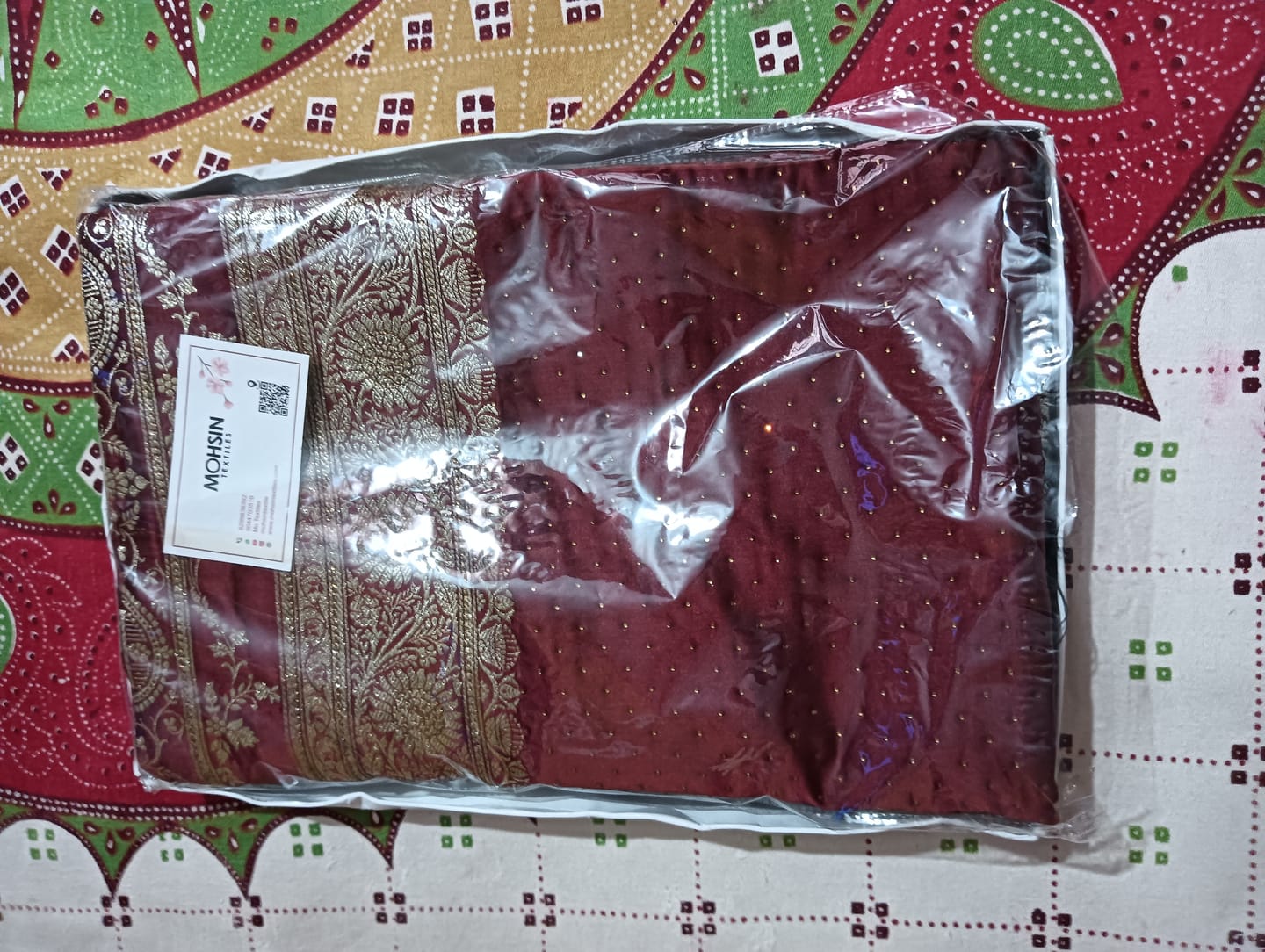 Customer photo review of Wine Royal Plain Siroski Stone Katan Silk Banarasi Saree