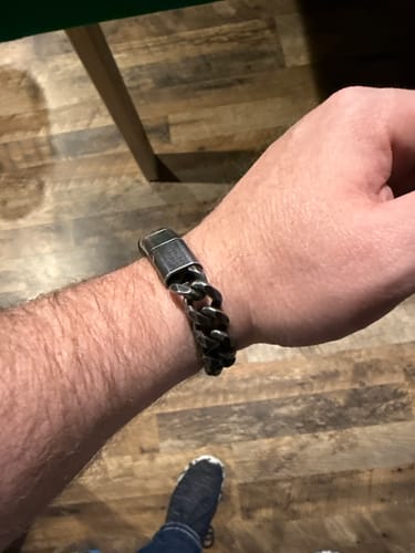 Customer photo review of The Knights Templar - Never Retreat Never Surrender Bracelet: Helps Pair Veterans With A Service Dog Or Shelter Dog