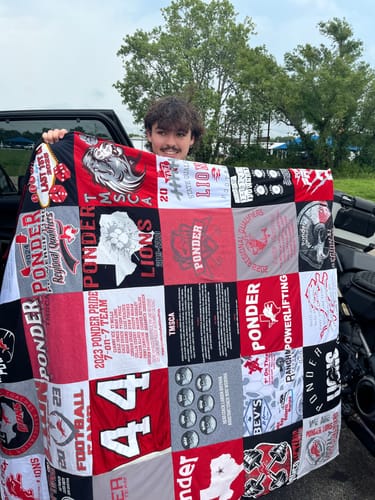 Customer photo review of Premium T Shirt Quilt