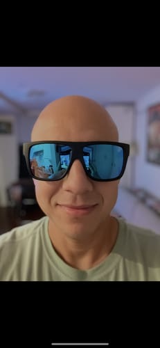 Customer photo review of Mis Raíces Blue