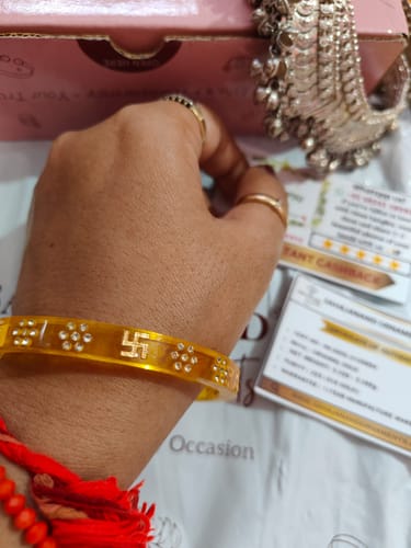 Customer photo review of A Sathiya Design - 916 22k Hallmark