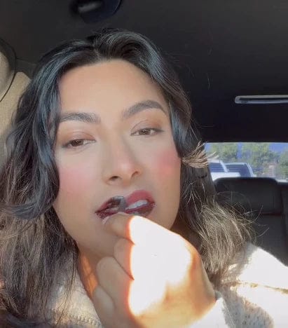 Customer photo review of PEEL-OFF Lip Liner