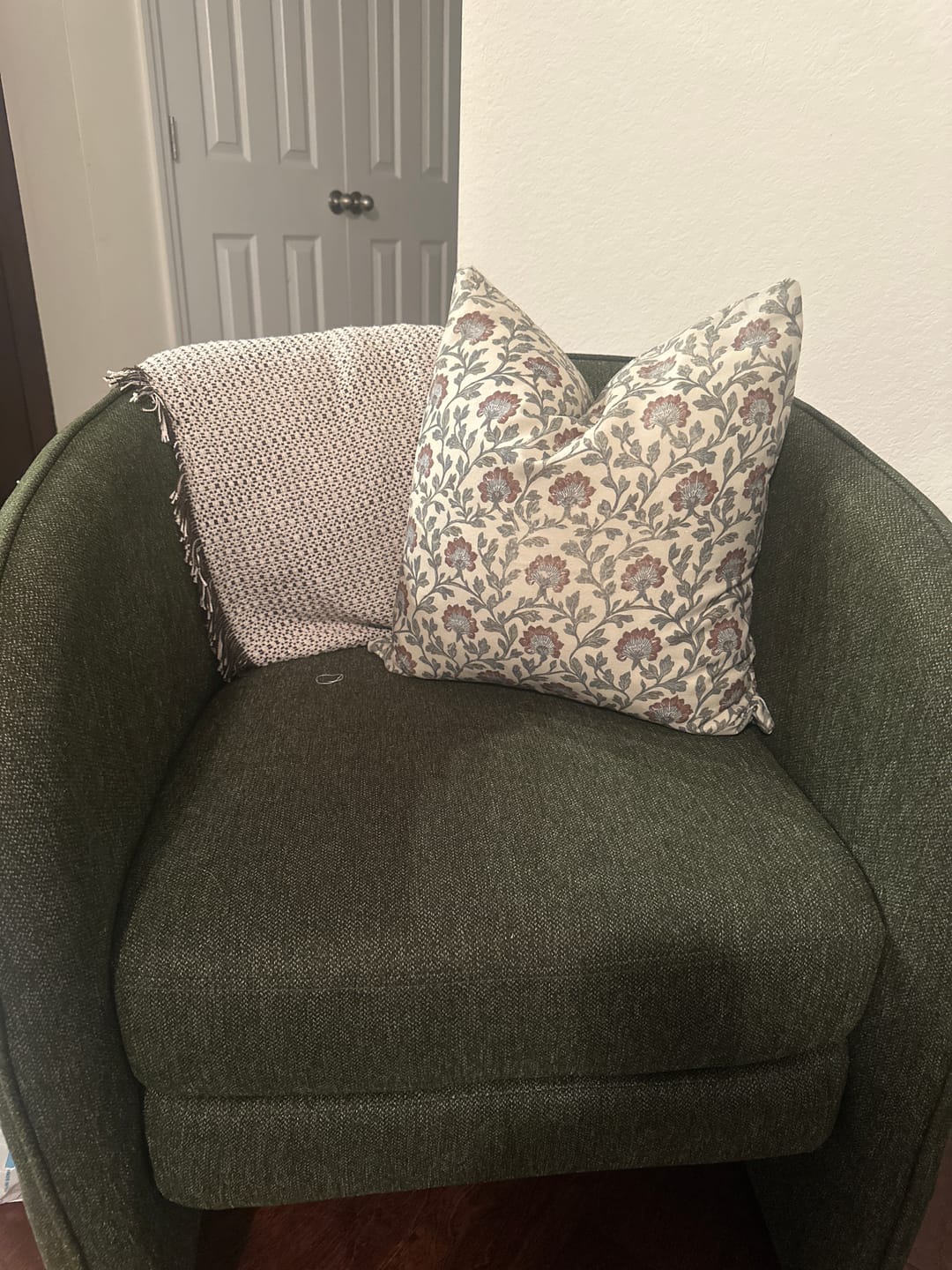 Customer photo review of Clem in Multicolor - 18" | 22"