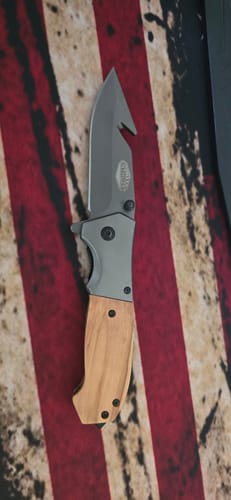 Customer photo review of HOLY GRAIL™ POCKET KNIFE