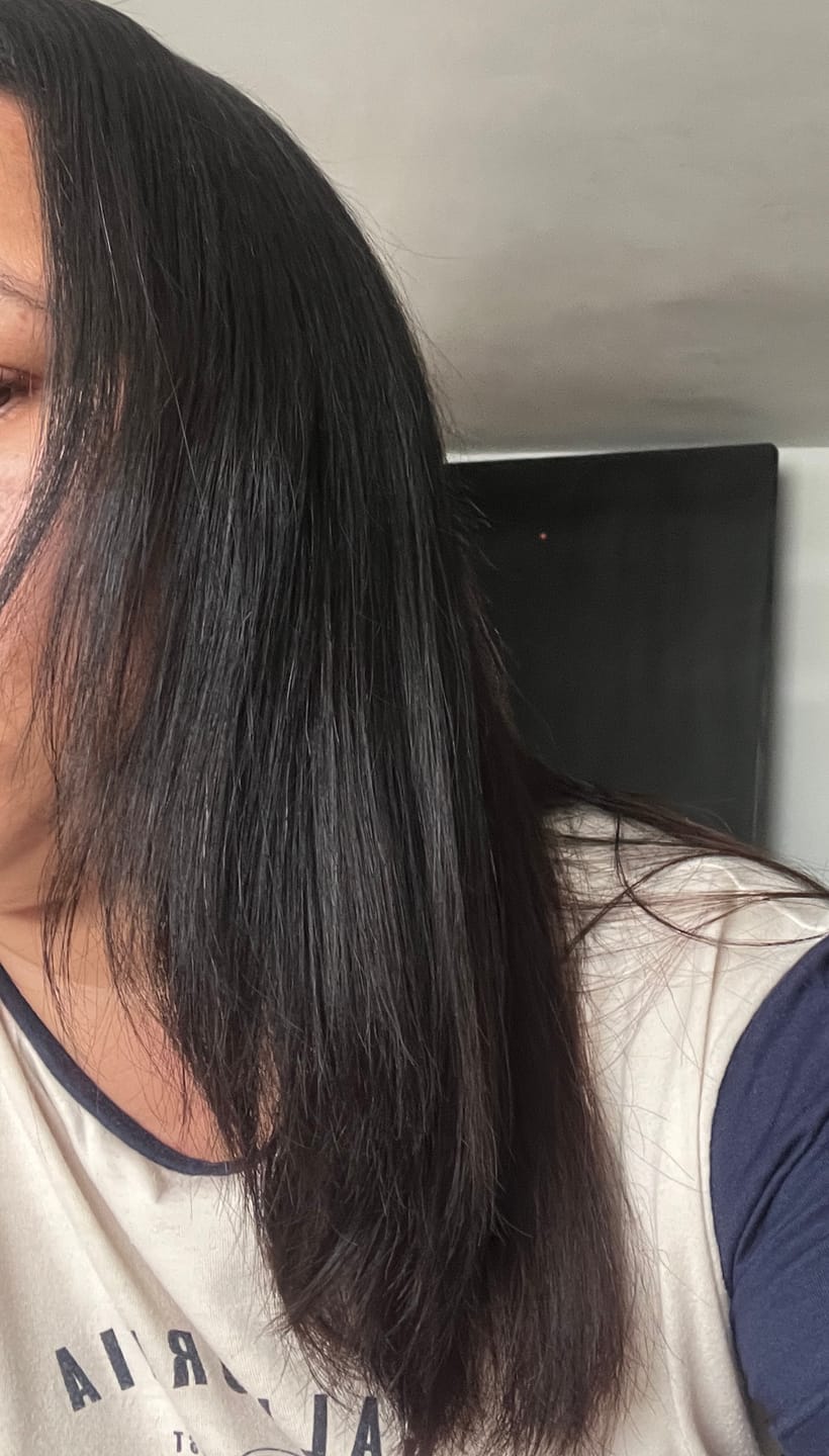 Customer photo review of 🔥 Caja Rosa de Reconstrucción Capilar y Anti-Frizz
