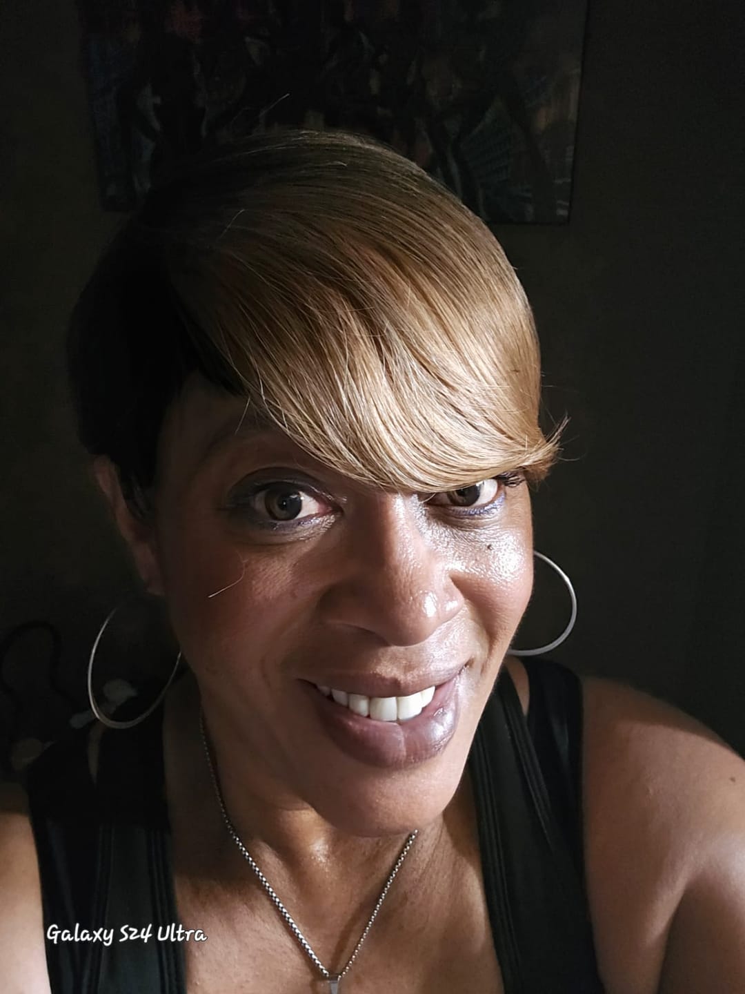 Customer photo review of Vivica A Fox Amore Mio Full Wig - AW-CARA