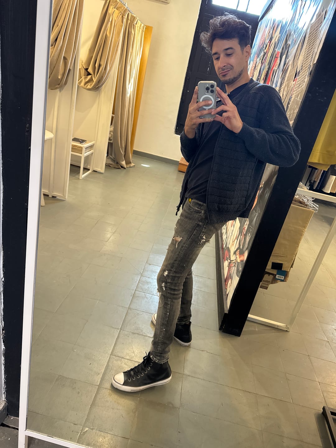 Customer photo review of Zapatillas Converse Chuck Taylor Hi Leather Cuero Negro Blanco