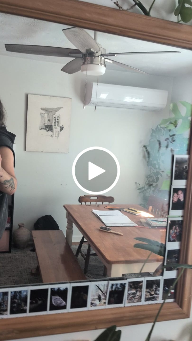 Customer video review of Kagero Sleeveless Hoodie