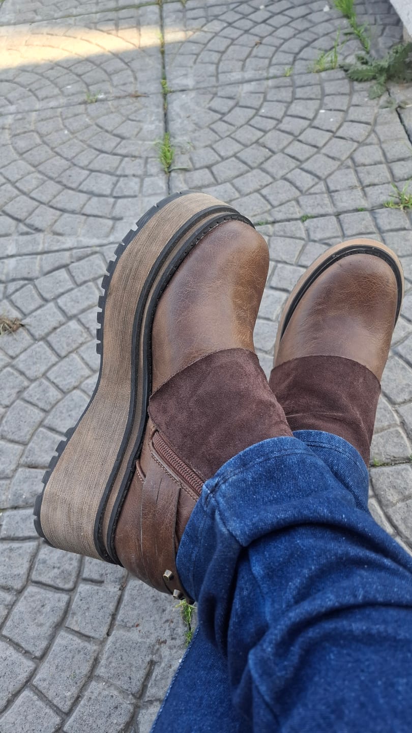 Customer photo review of Botin Plataforma Café Mujer 1509B