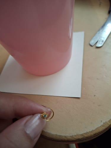 Customer photo review of נזם סארסוואטי טופז 14 קראט