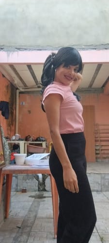 Customer photo review of Peruca Janaina Lisa Com Franja Preta 50cm