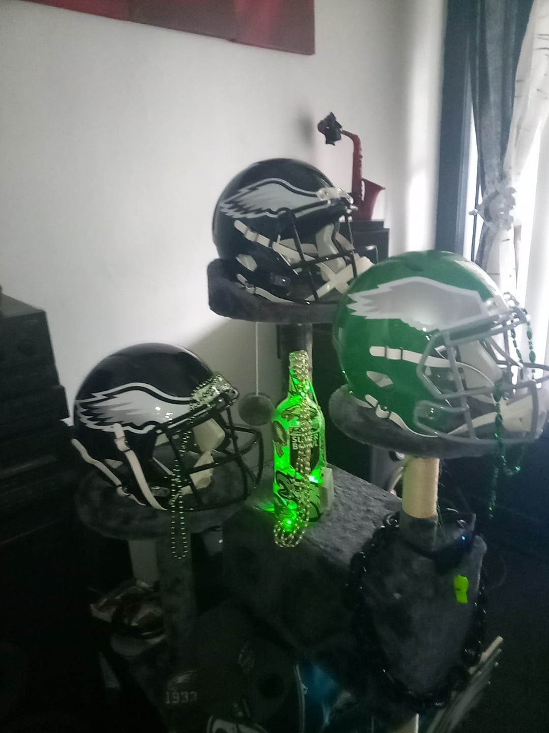 Customer photo review of Philadelphia Eagles Riddell Speed Replica Helmet