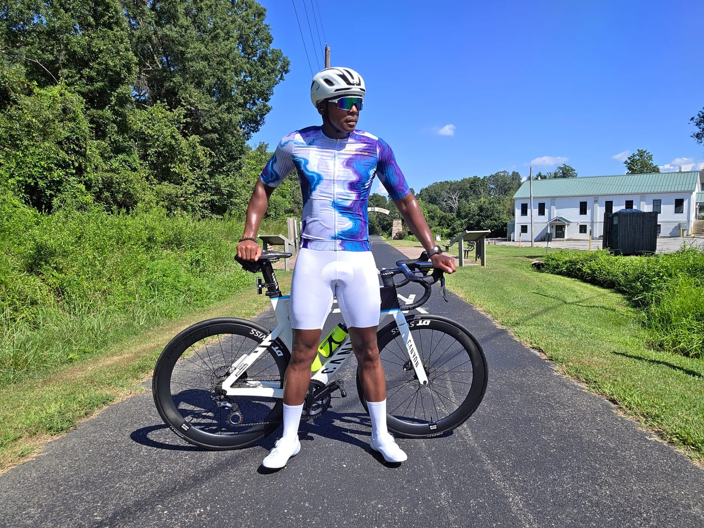 Customer photo review of E.C. NOVA RIDE JERSEY (LIMITED EDITION)