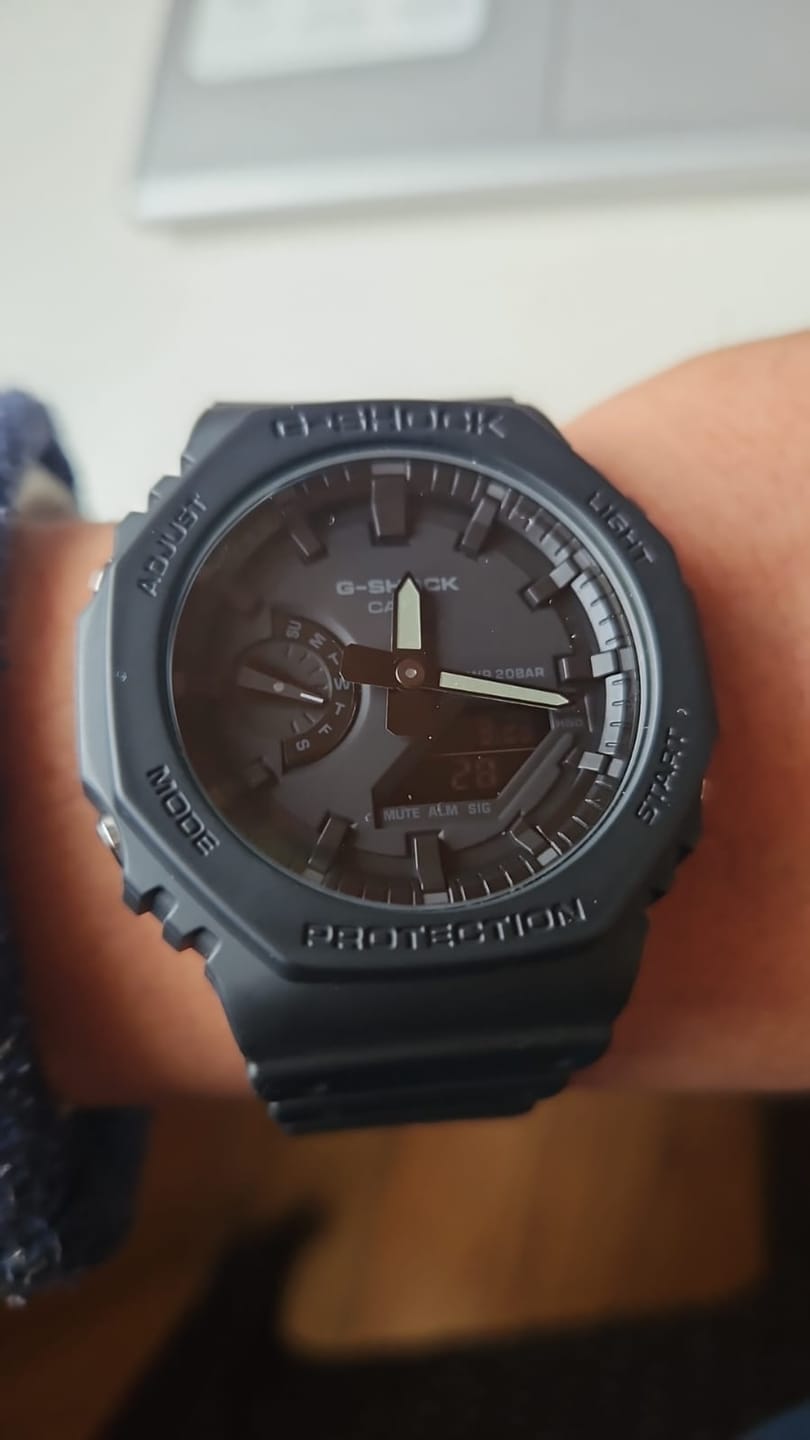 Customer photo review of Reloj Casio G-Shock Royal Oak "Casioak" GA-2100-1A1 Carbon Core Negro