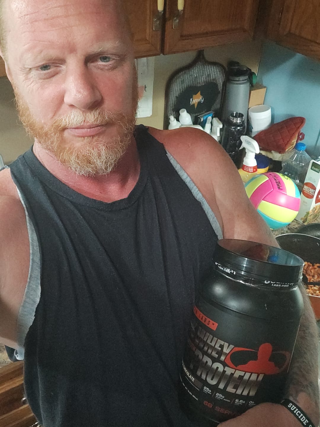 Customer photo review of 100% Whey Protein & T-Shirt