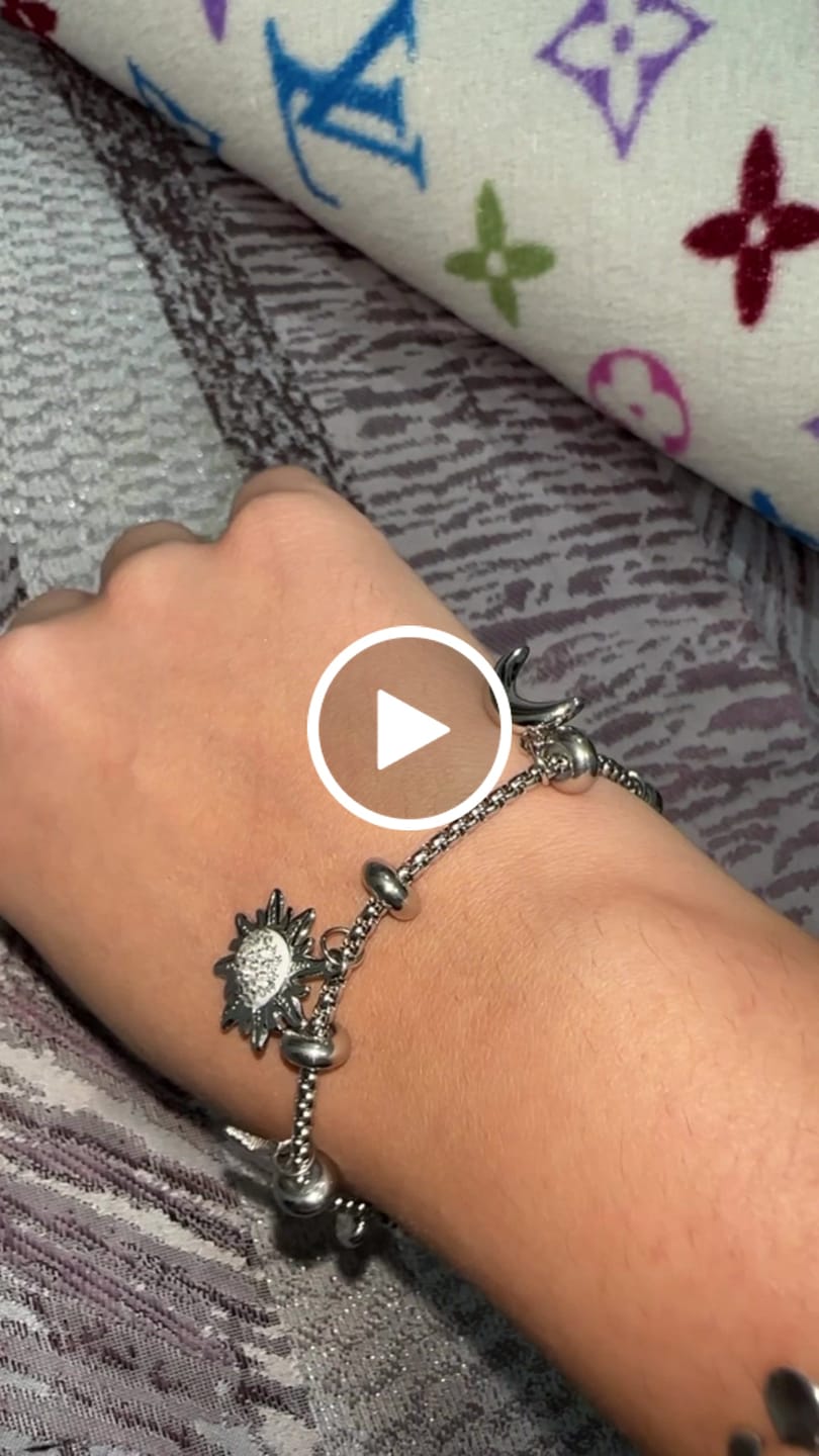 Customer video review of Pulsera Cielo