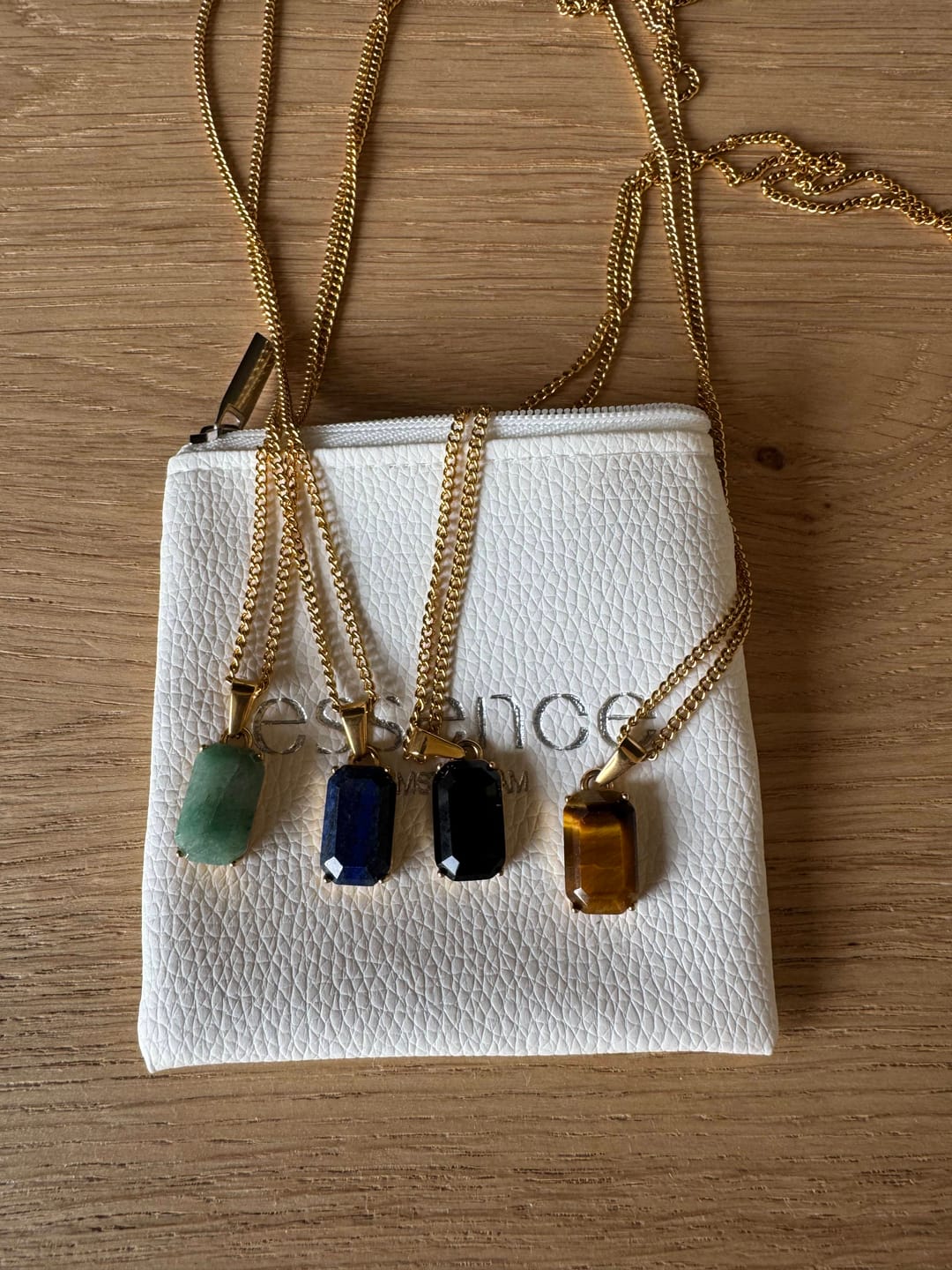 Customer photo review of Aurora (Gold)