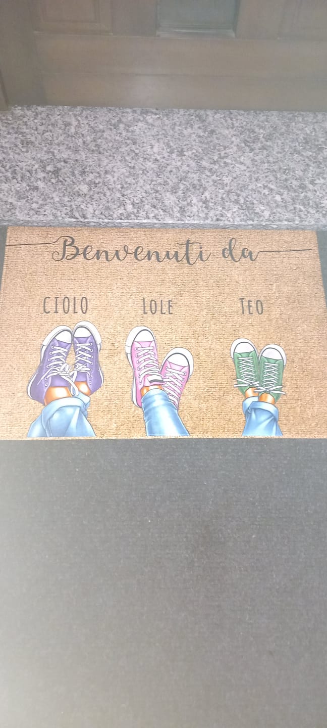 Customer photo review of Scarpe e zampe - Zerbino personalizzato