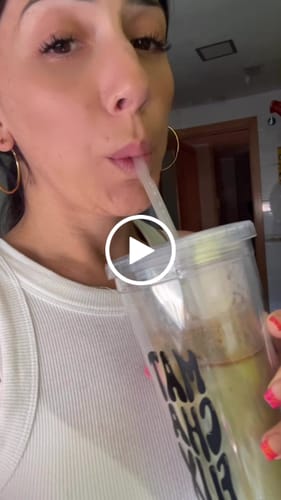 Customer video review of Vaso Oficial de Matchaflix