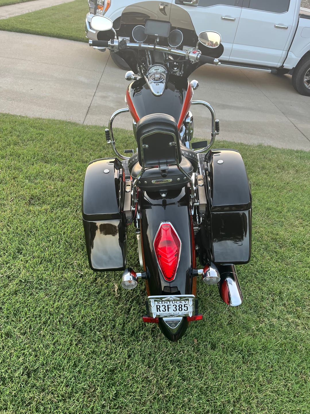 Customer photo review of Viking Saddlebags Quick Disconnect System For Honda VTX