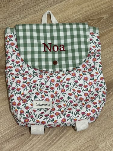 Customer photo review of Mochila infantil Carla