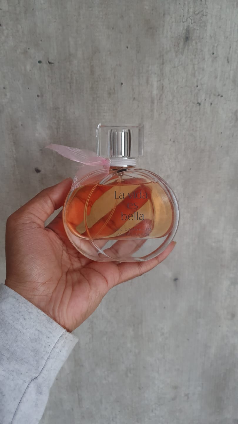 Customer photo review of La Vida es Bella 100ml