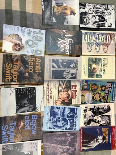 Customer photo review of TAYLOR SWIFT WALL COLLAGE POSTERS