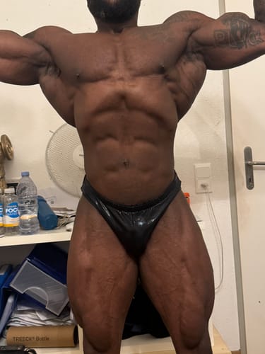 Customer photo review of Classic Physique Titan Glam High ver.
